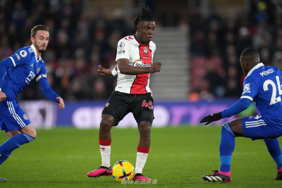 马在攻防两 马在攻防两