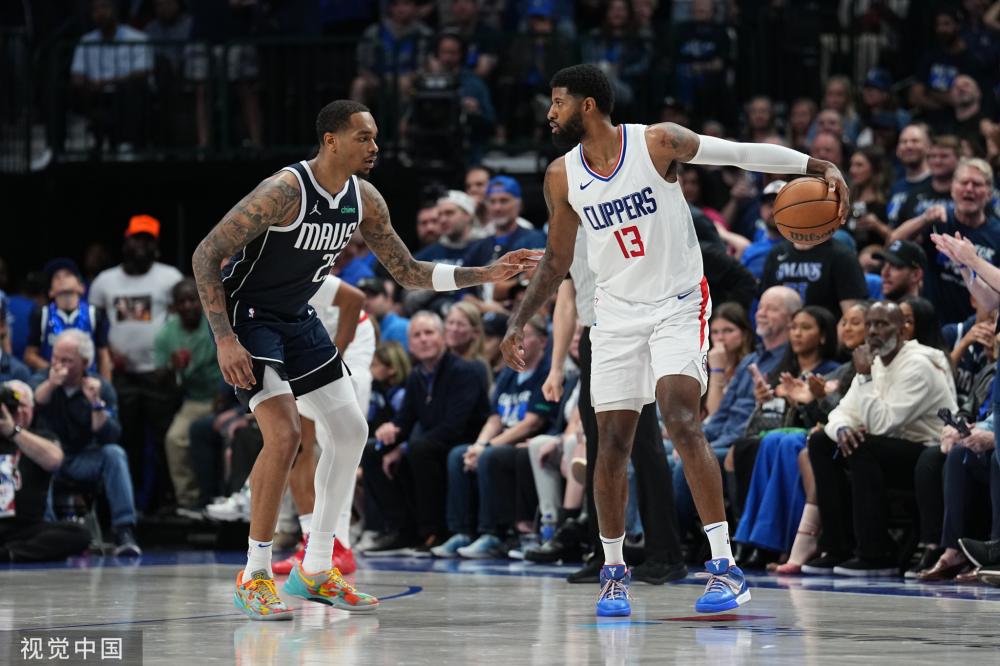 在现代足球 在现代足球